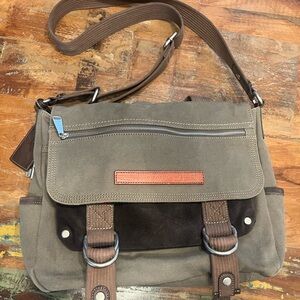 Fossil Canvas Messenger Bag